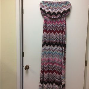Maxi dress strapless pinks reds and blues